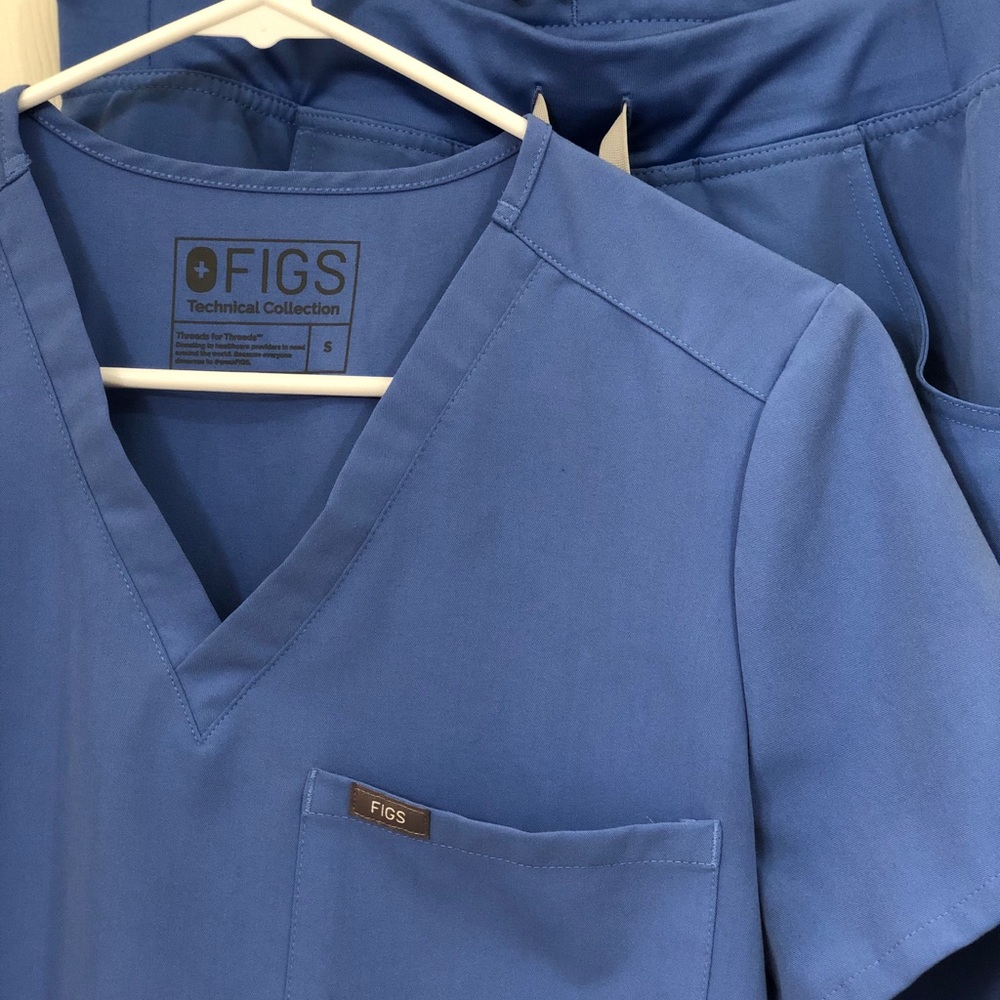 Figs Ceil Blue Scrub Top